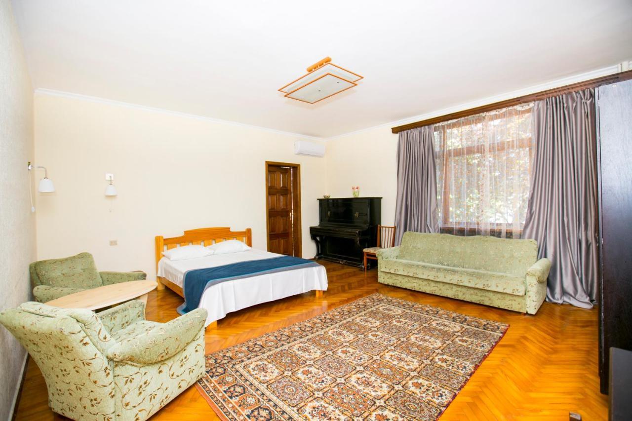Guest House Lavr Gagry Zewnętrze zdjęcie