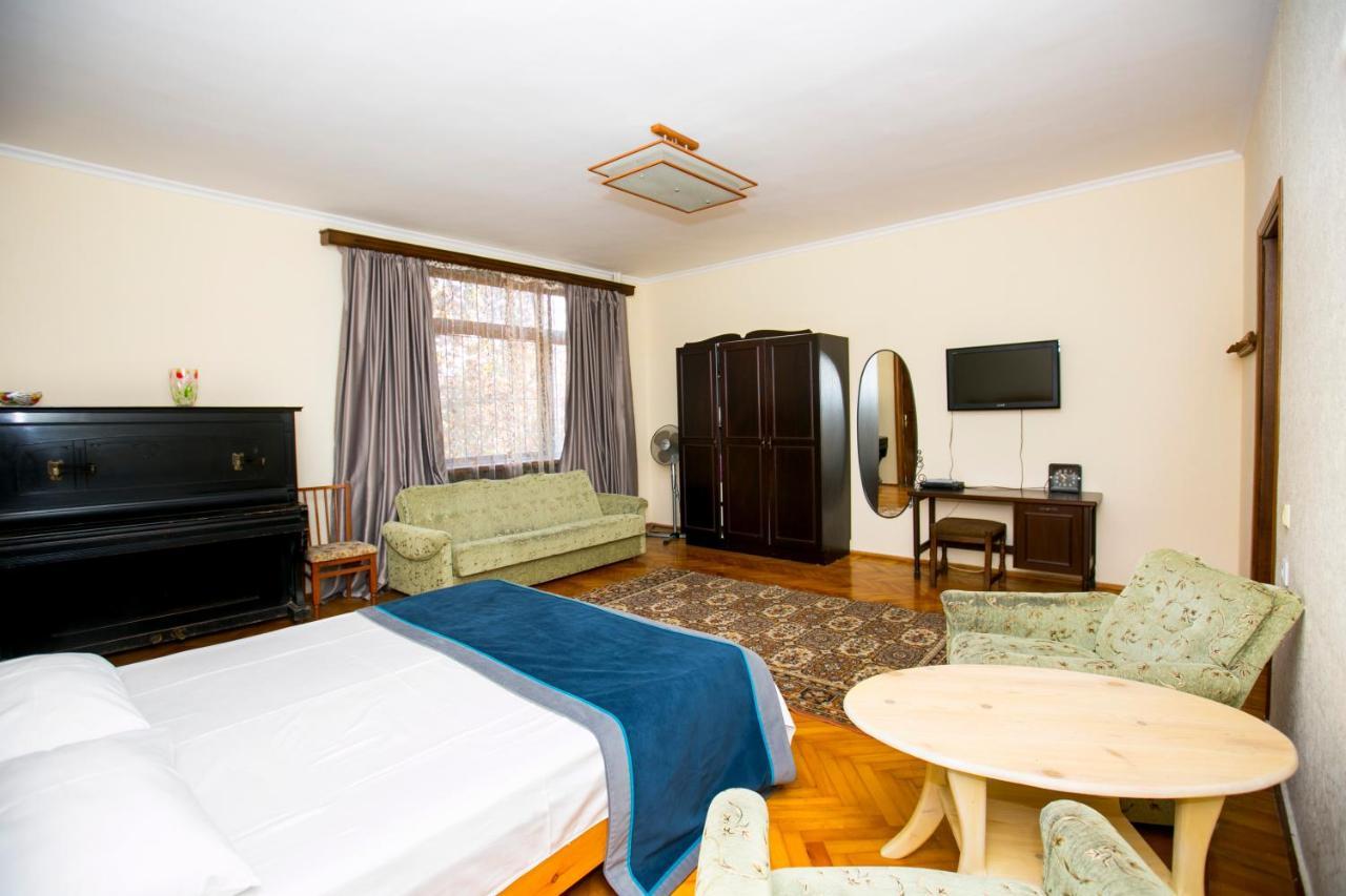 Guest House Lavr Gagry Zewnętrze zdjęcie